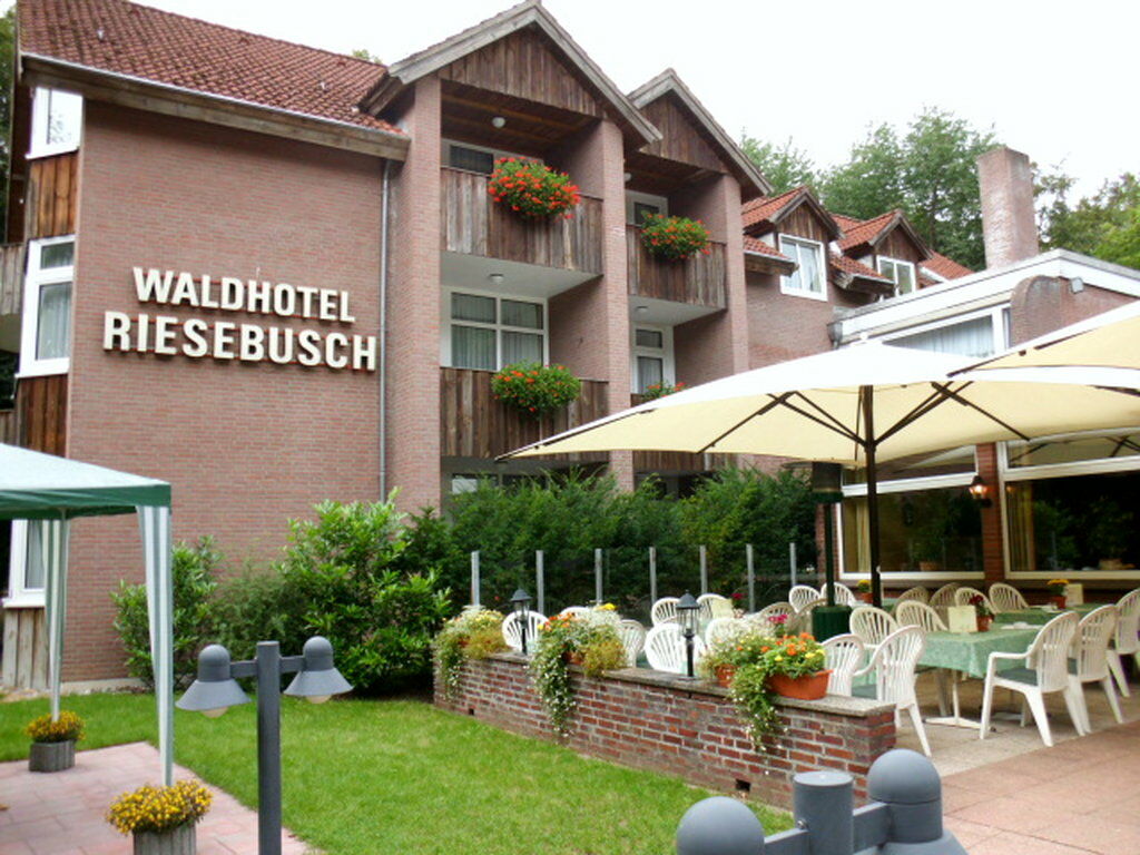 Waldhotel Riesebusch Bad Schwartau Extérieur photo